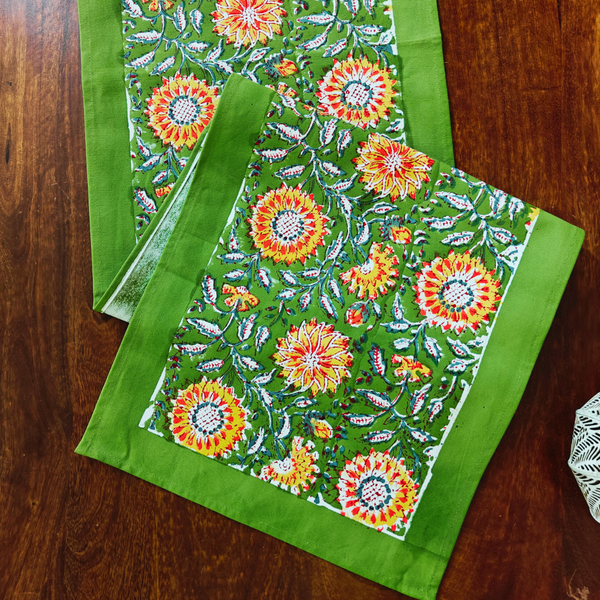 Best-selling table runners