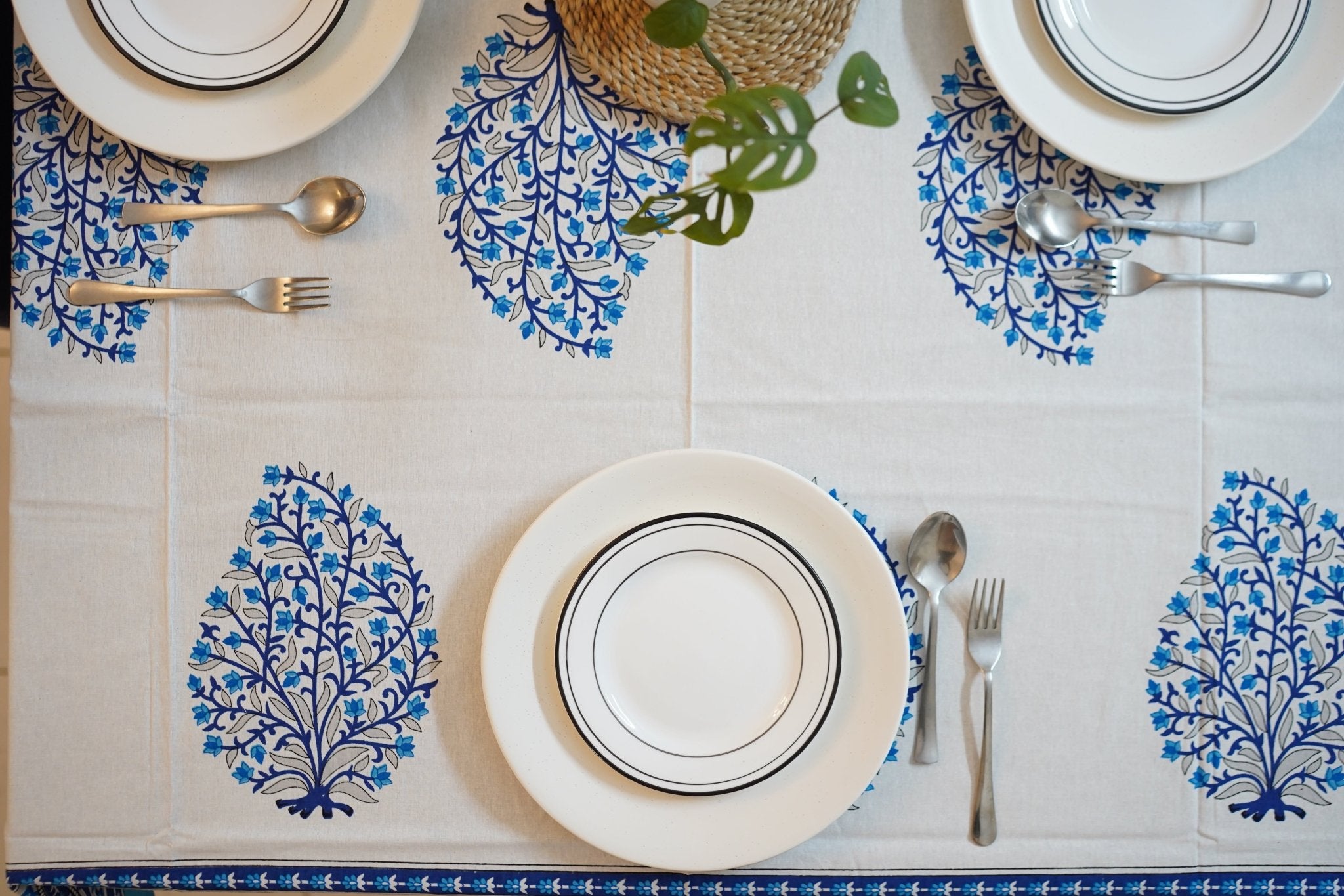 Table Cover for 6 Seater Dining Table