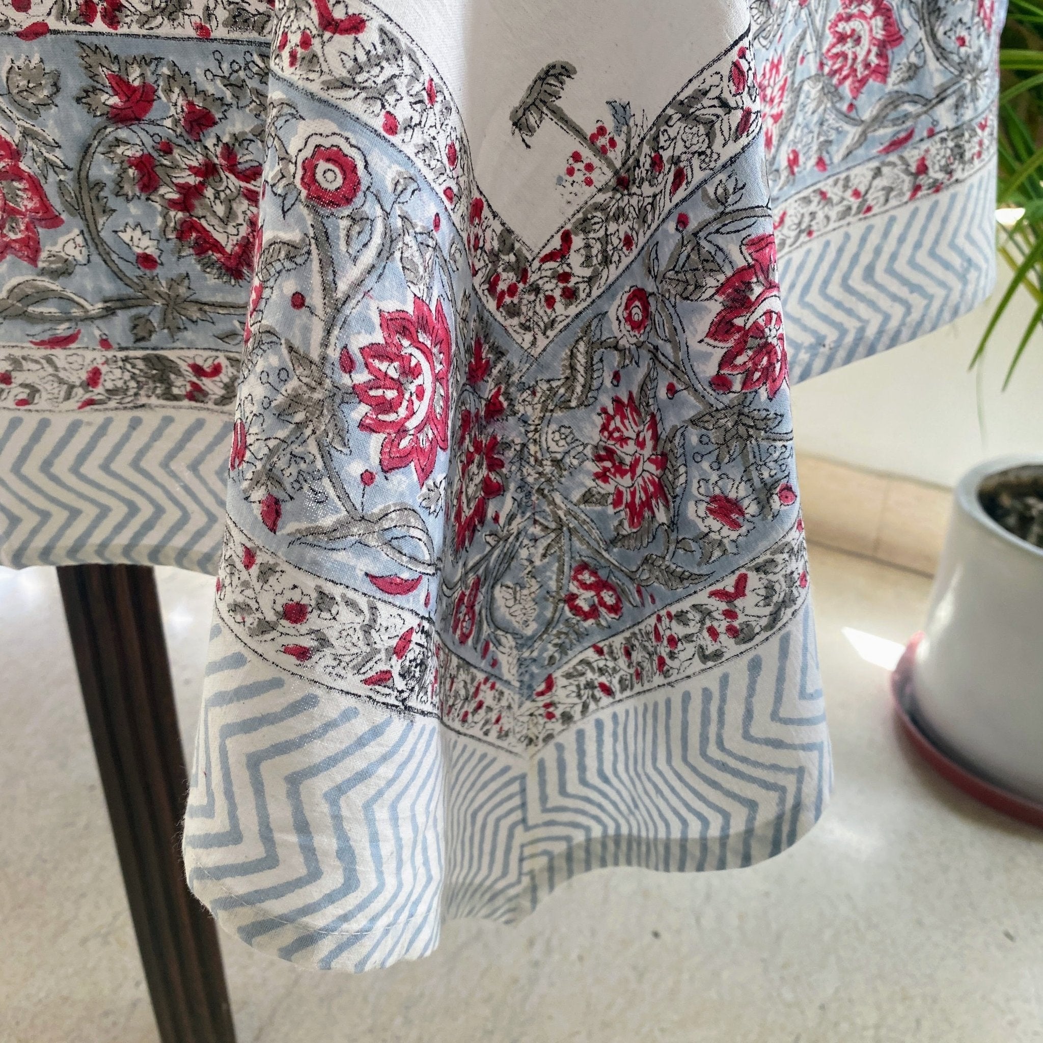 Aboli 6 Seater Dining Table Cover, 100% Cotton, 60" x 90" - Coral Slub - 