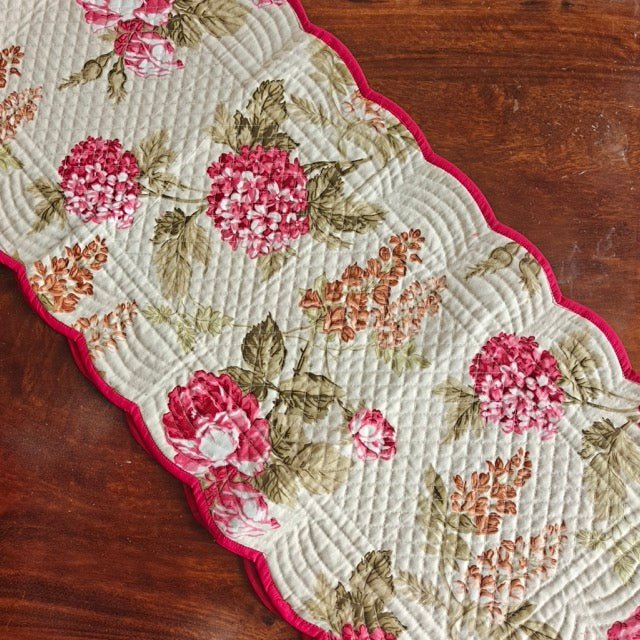 Almond Meadow Reversible Table Runner, 100% cotton, 15" x 72" - Coral Slub - 
