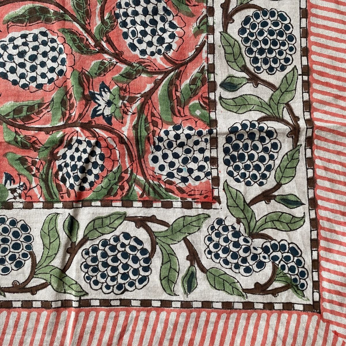 Anar 6 Seater Dining Table Cover, 100% Cotton, 60" x 90" - Coral Slub - 