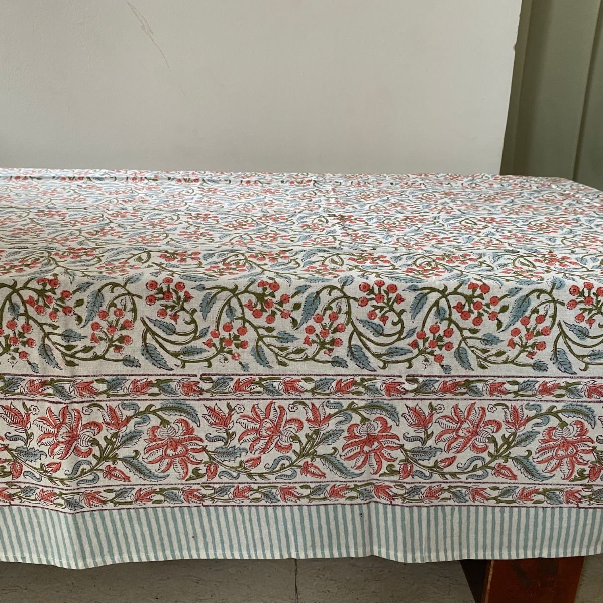 Bel 6 Seater Dining Table Cover, 100% Cotton, 60" x 90" - Coral Slub - 