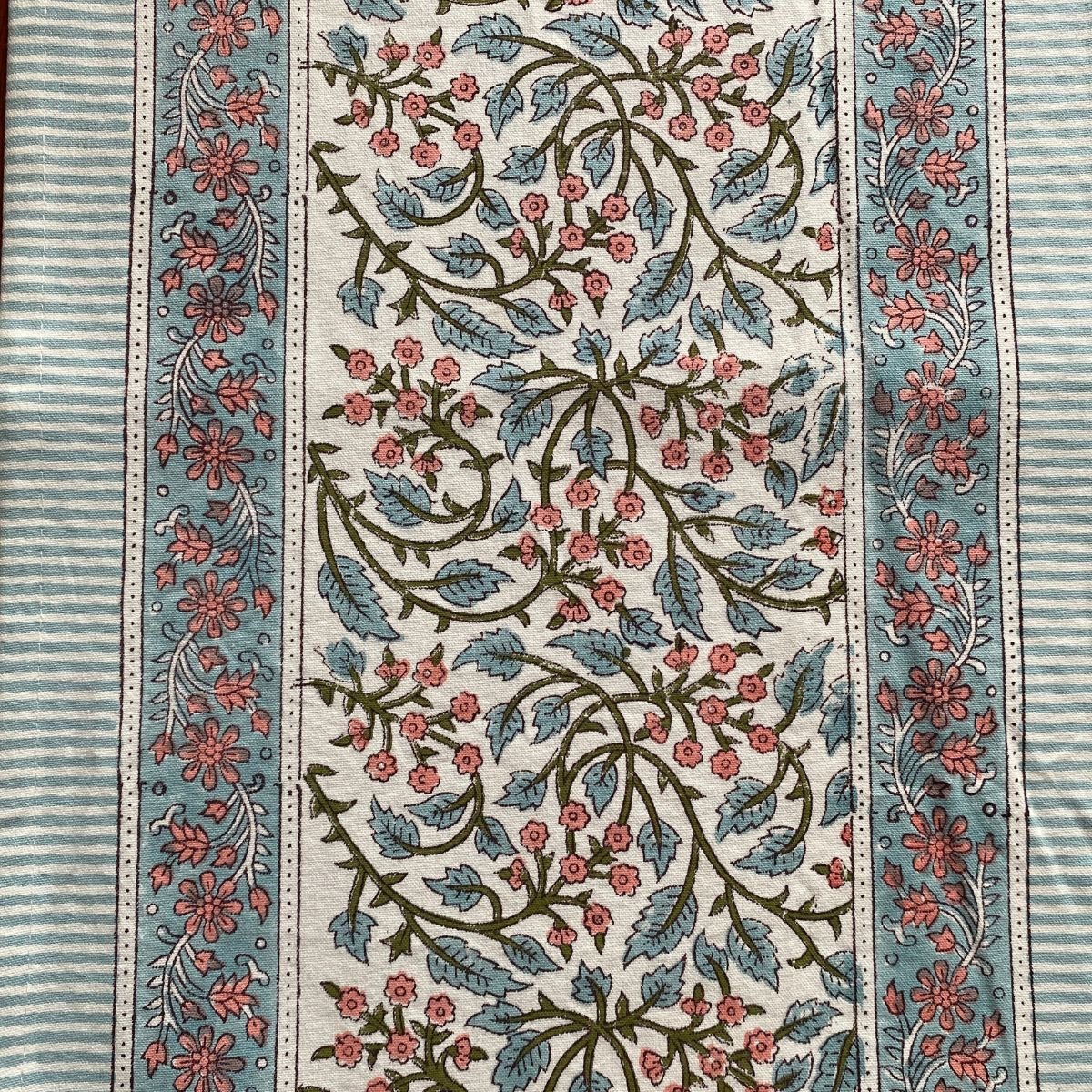 Bel Table Runner, 100% cotton, 13" x 72" - Coral Slub - 