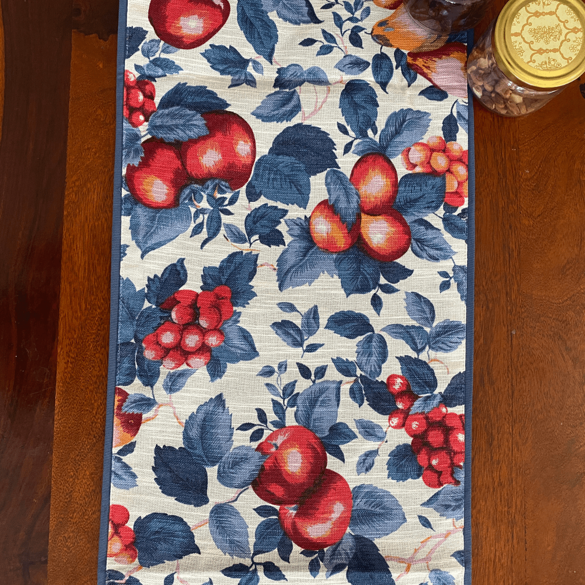 Berries Printed Table Runner, 100% cotton, 13" x 72" - Coral Slub - 