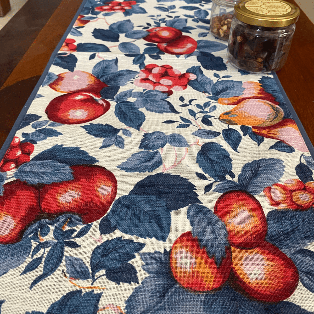 Berries Printed Table Runner, 100% cotton, 13" x 72" - Coral Slub - 