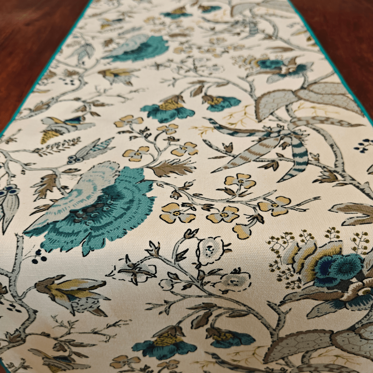 Bloom Haven Printed Table Runner, 100% cotton, 13" x 72" - Coral Slub - 