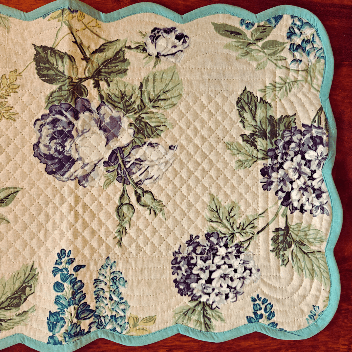 Bloom Mirage Reversible Table Runner, 100% cotton, 15" x 72" - Coral Slub - 