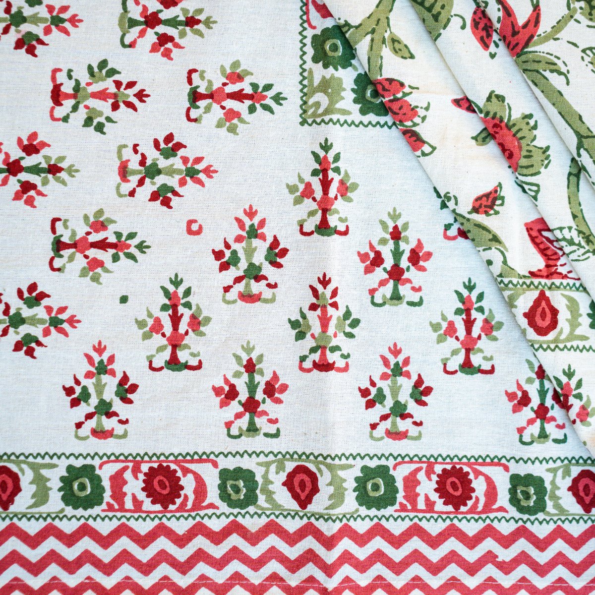 Blossom 6 Seater Dining Table Cover, Block Print, 100% Cotton, 60" x 90" - Coral Slub - 