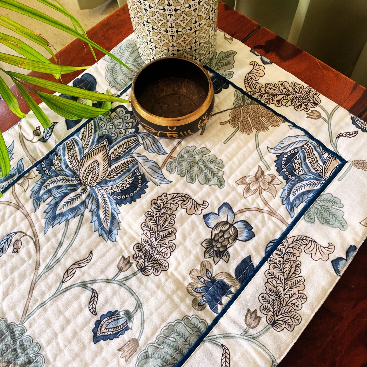 Blue Orchid Garden Print Table Runner, 100% cotton, 15" x 72" - Coral Slub - 