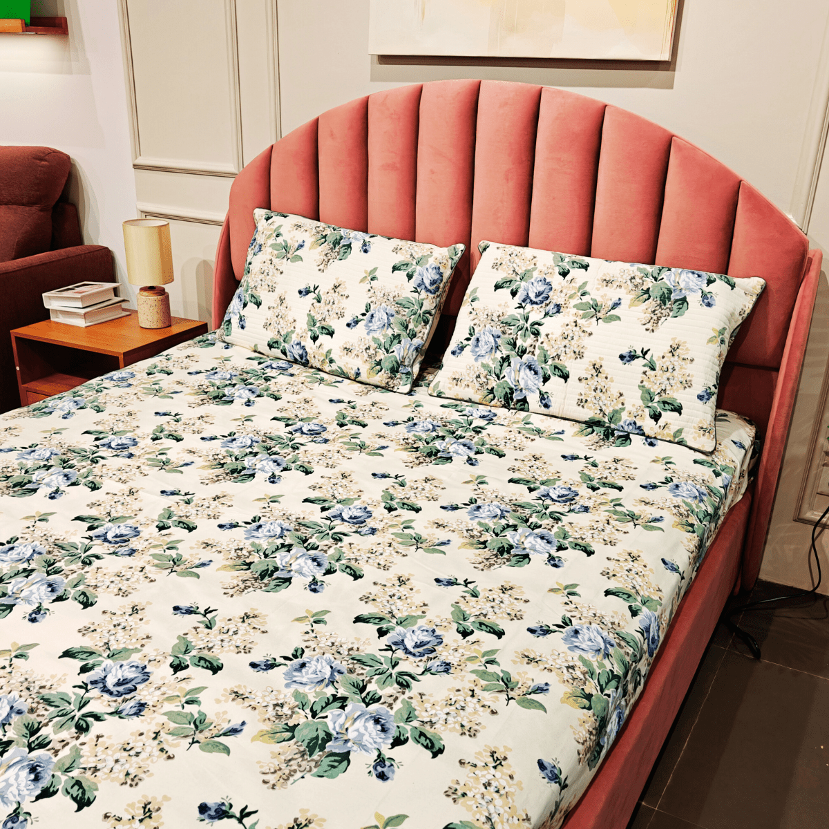 Blushing Fern King Size Bedsheet Set (108" x 108") – 100% Cotton, Quilted Pillow Covers - Coral Slub - 