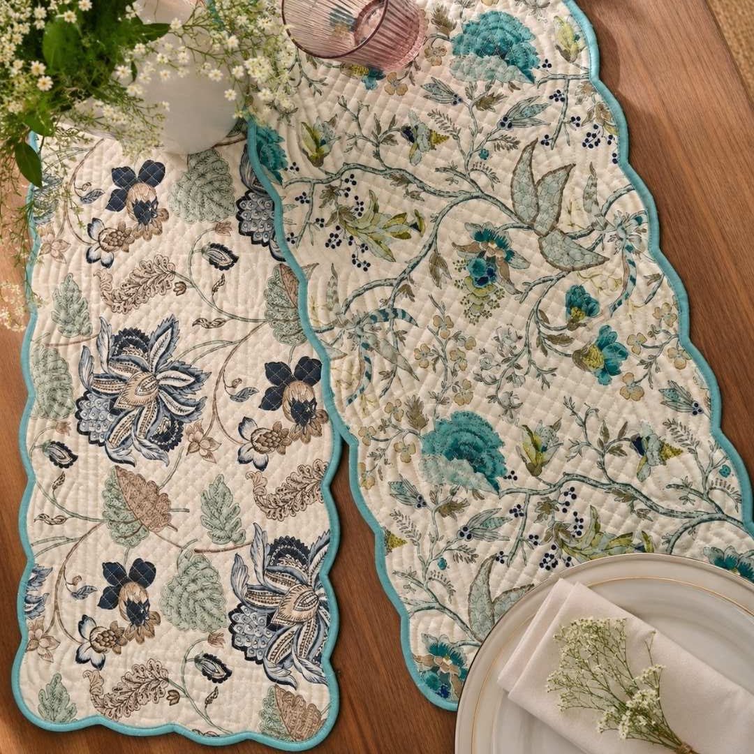Canopy Vine Reversible Table Runner - Coral Slub -