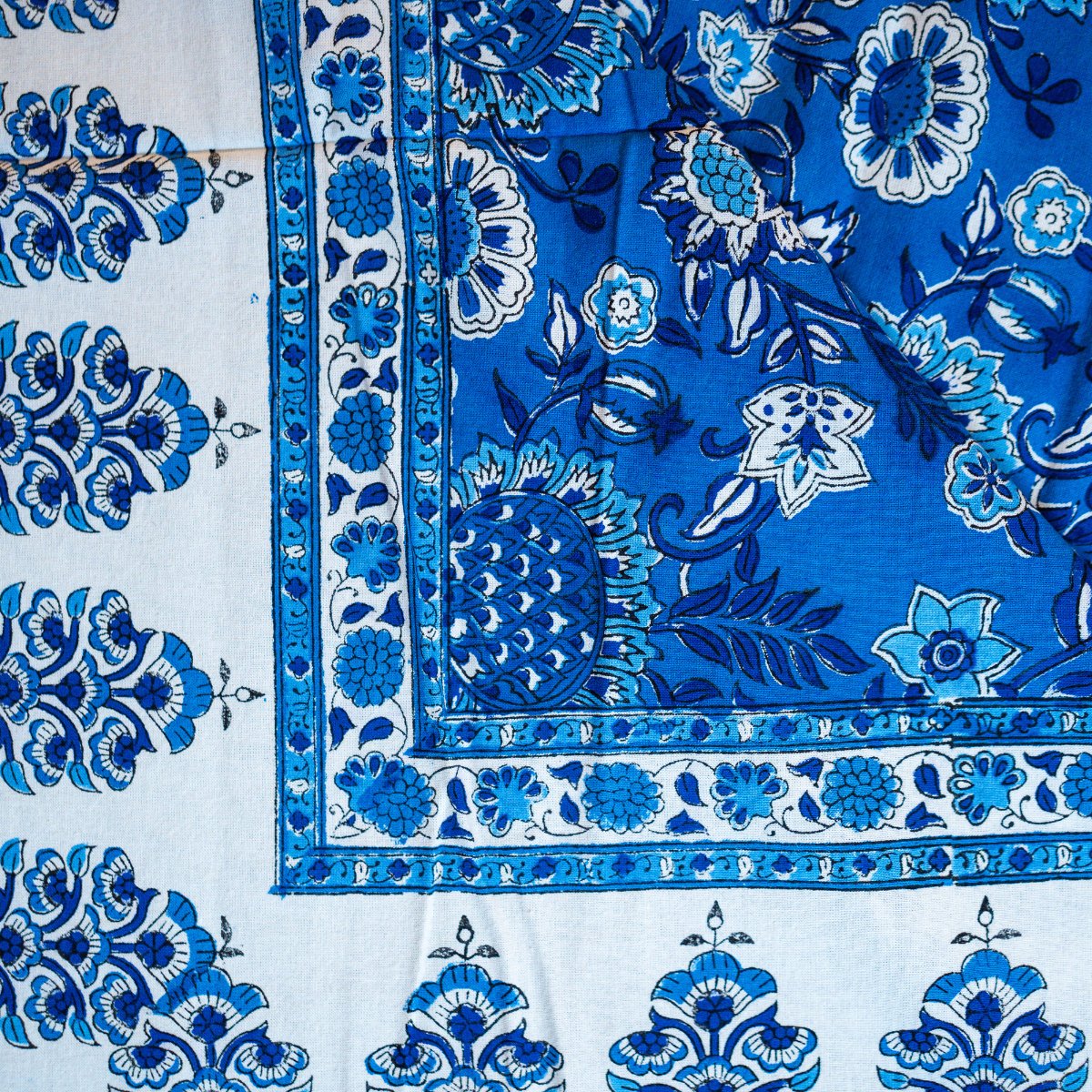 Cobalt 6 Seater Dining Table Cover, Block Print, 100% Cotton, 60" x 90" - Coral Slub - 