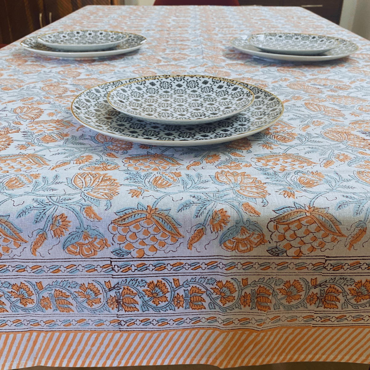 Daisy 6 Seater Dining Table Cover, 100% Cotton, 60" x 90" - Coral Slub - 