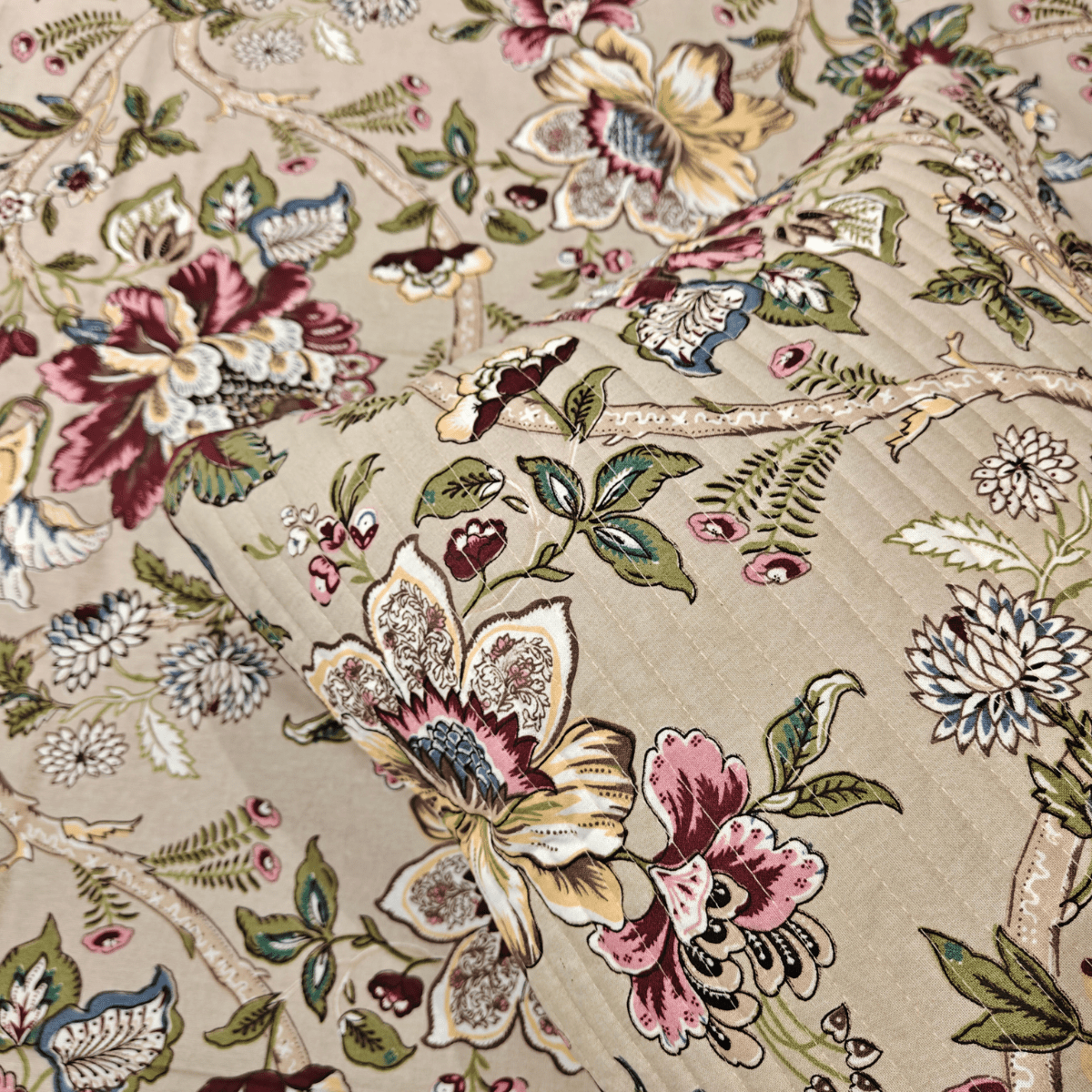 Dune Bloom King Size Bedsheet Set (108" x 108") – 100% Cotton, Quilted Pillow Covers - Coral Slub - 