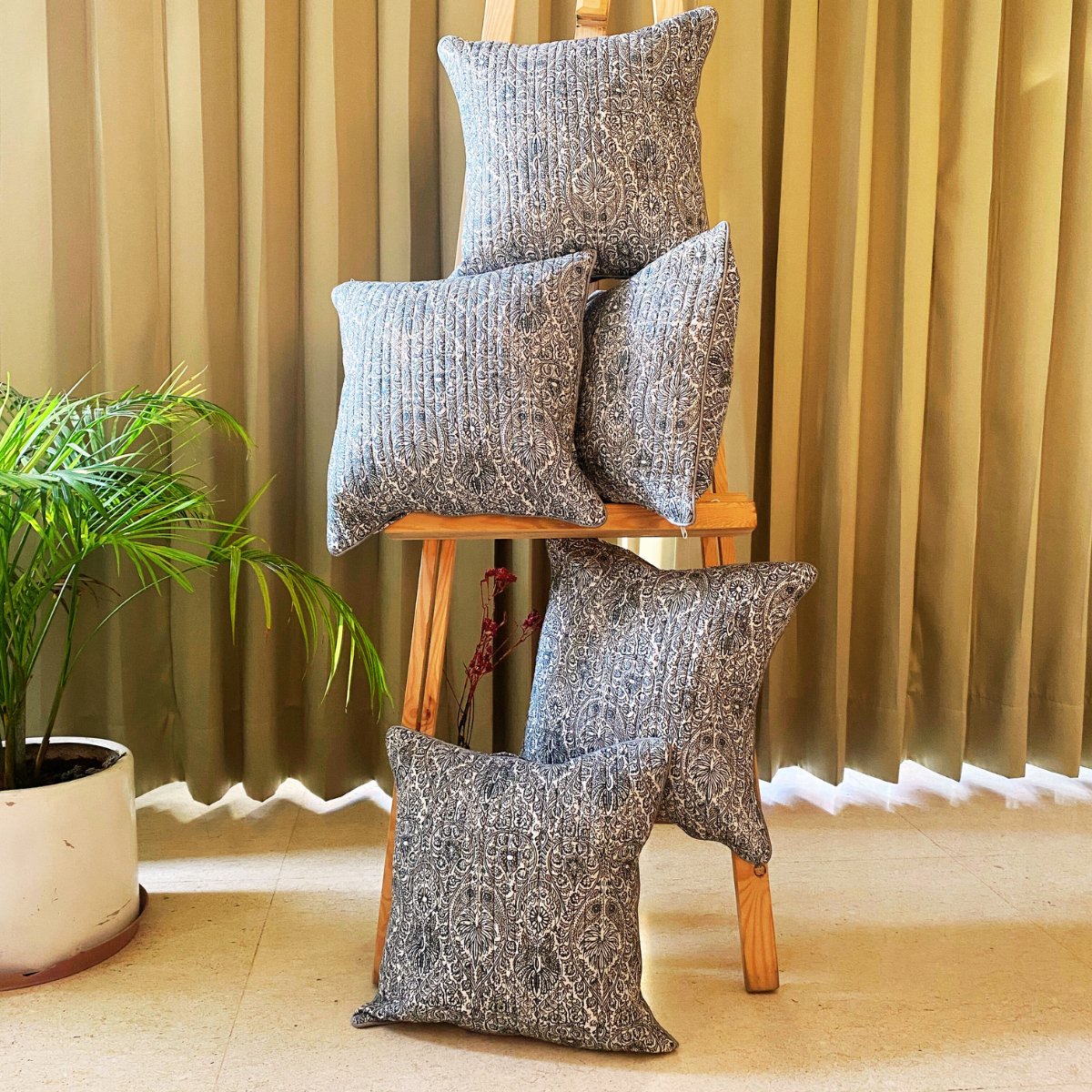 Dusk Quilted Cushion Covers, pack of 5, 16" x 16" - Coral Slub - 