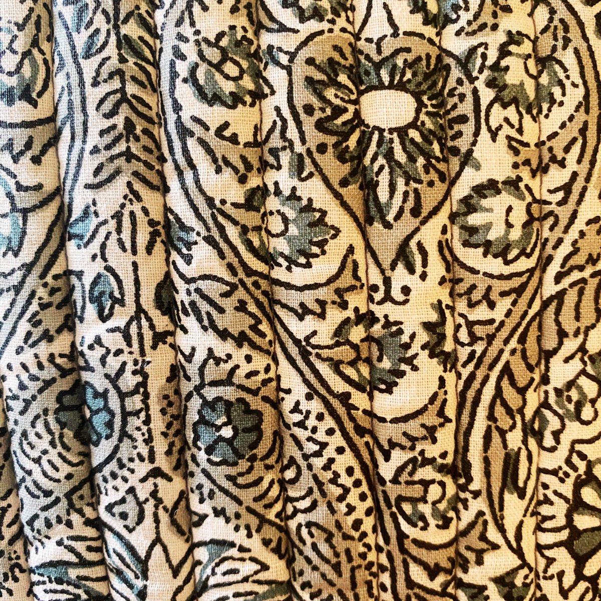 Dusk Quilted Cushion Covers, pack of 5, 16" x 16" - Coral Slub - 