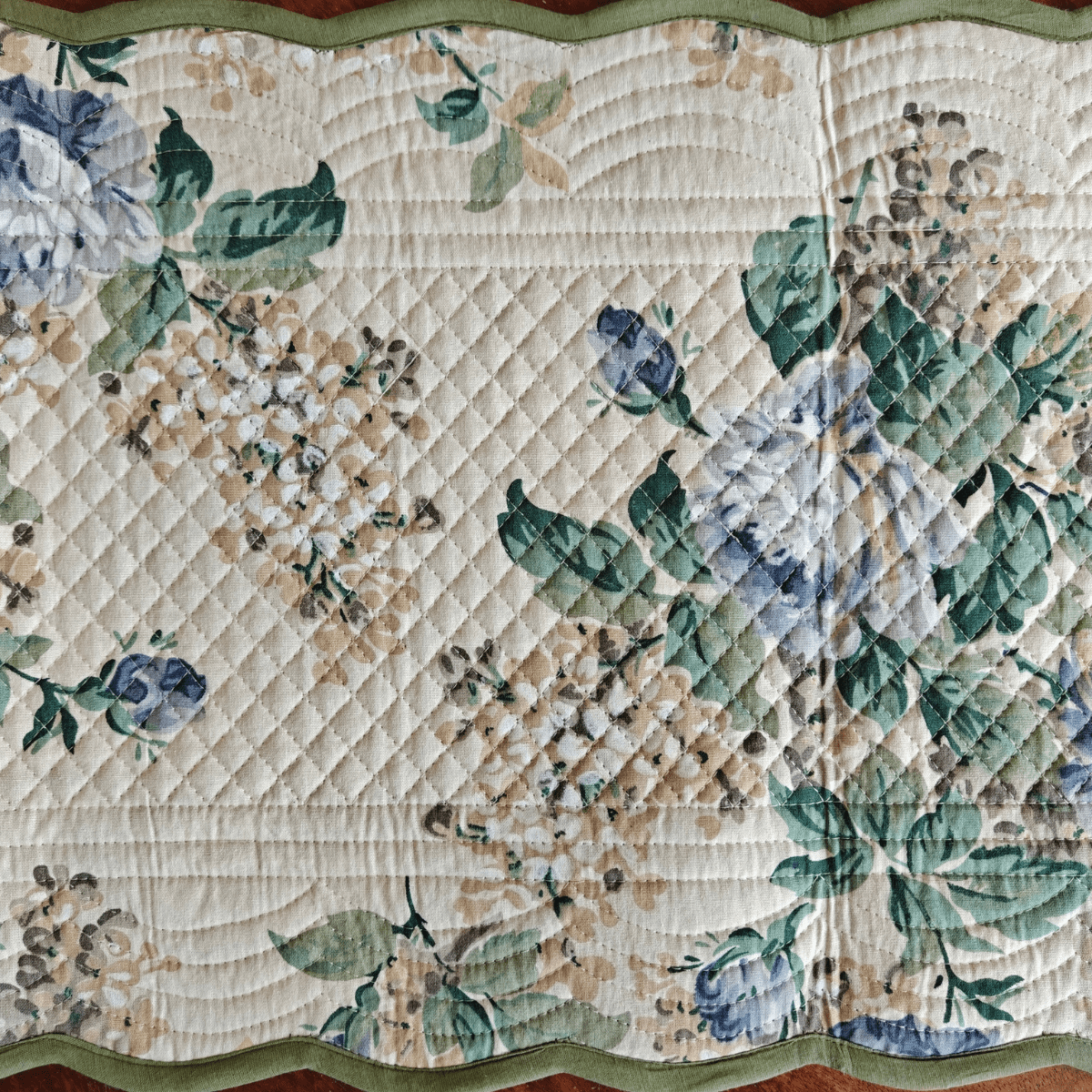 Fern Grace Reversible Table Runner, 100% cotton, 15" x 72" - Coral Slub - 