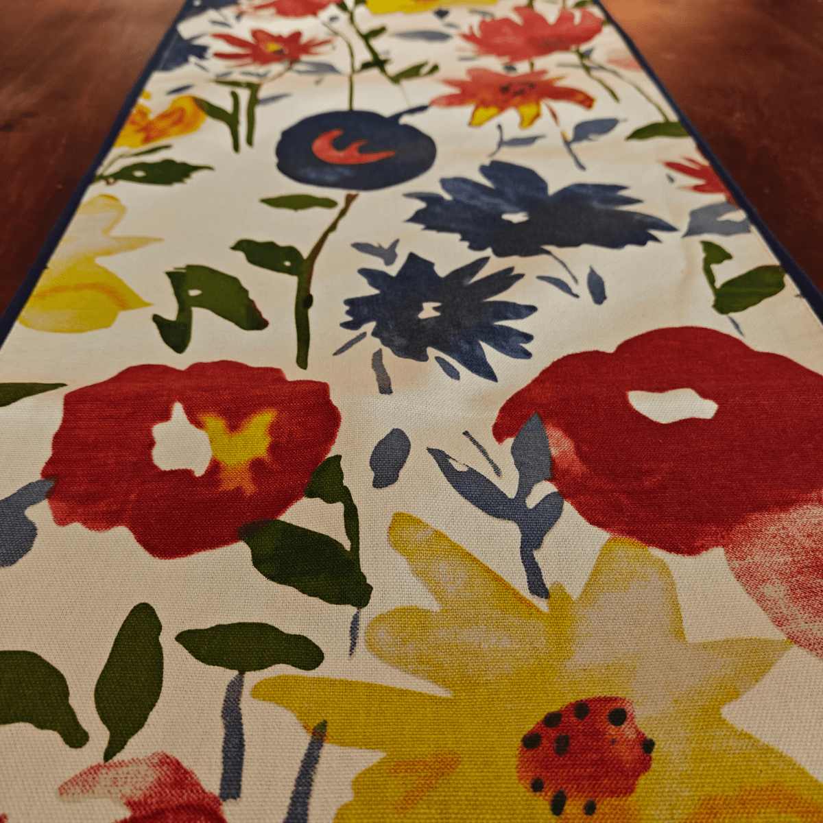 Fern Valley Printed Table Runner, 100% cotton, 13" x 72" - Coral Slub - 