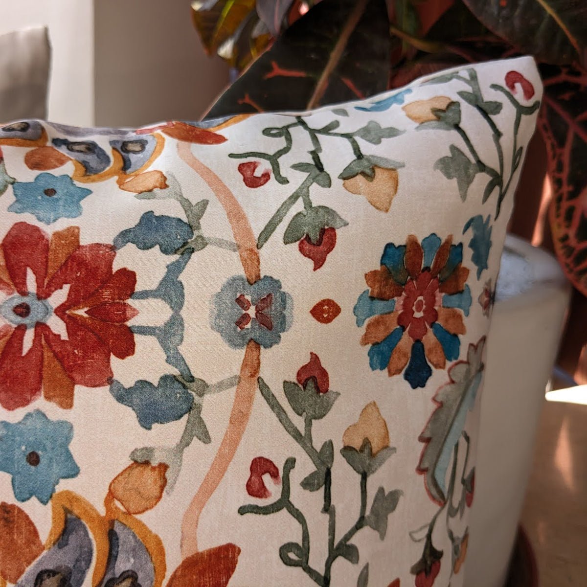 Floral Elegance Cushion Cover, Pack of 2, 16" x 16" - Coral Slub - 