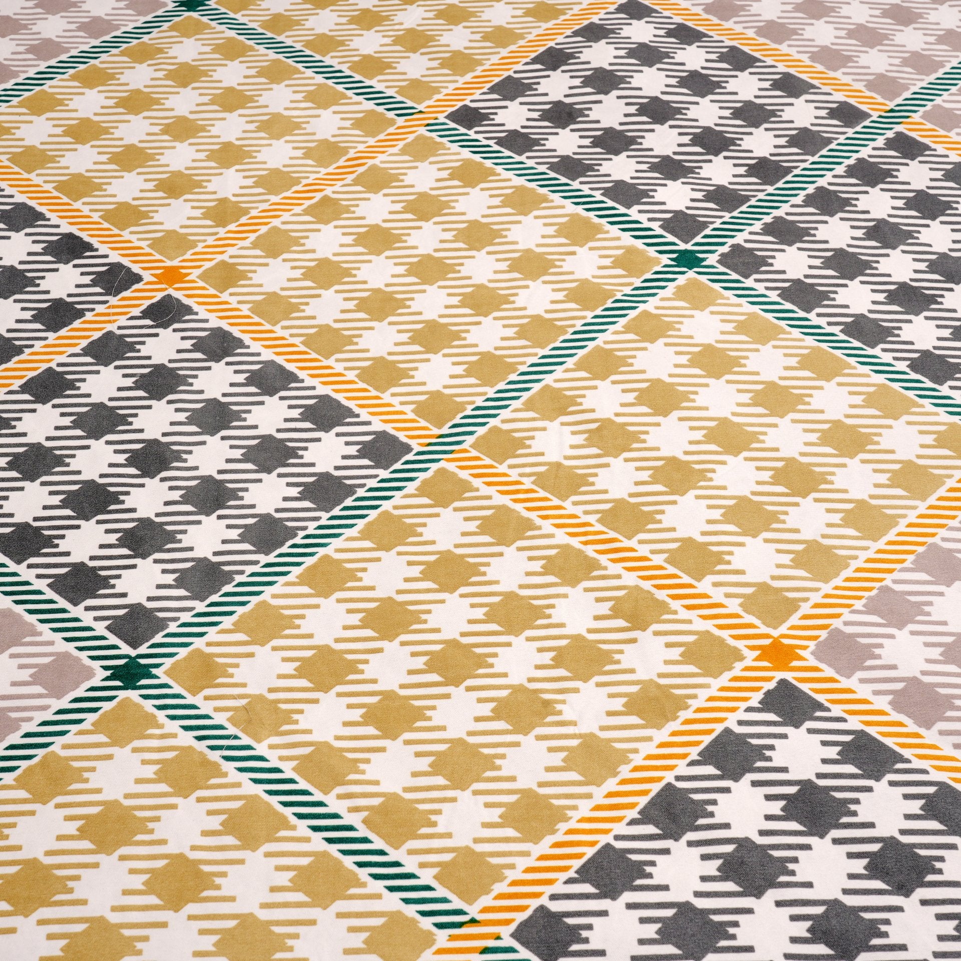 Geo Harmony Double Bed Sheet Set, 90" x 100" - Coral Slub - 