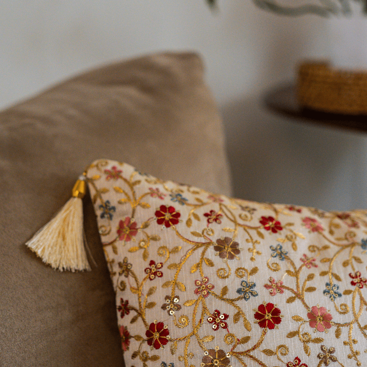 Golden Bloom Floral Cushion Cover, 16" x 16", Pack of 1, - Coral Slub - 