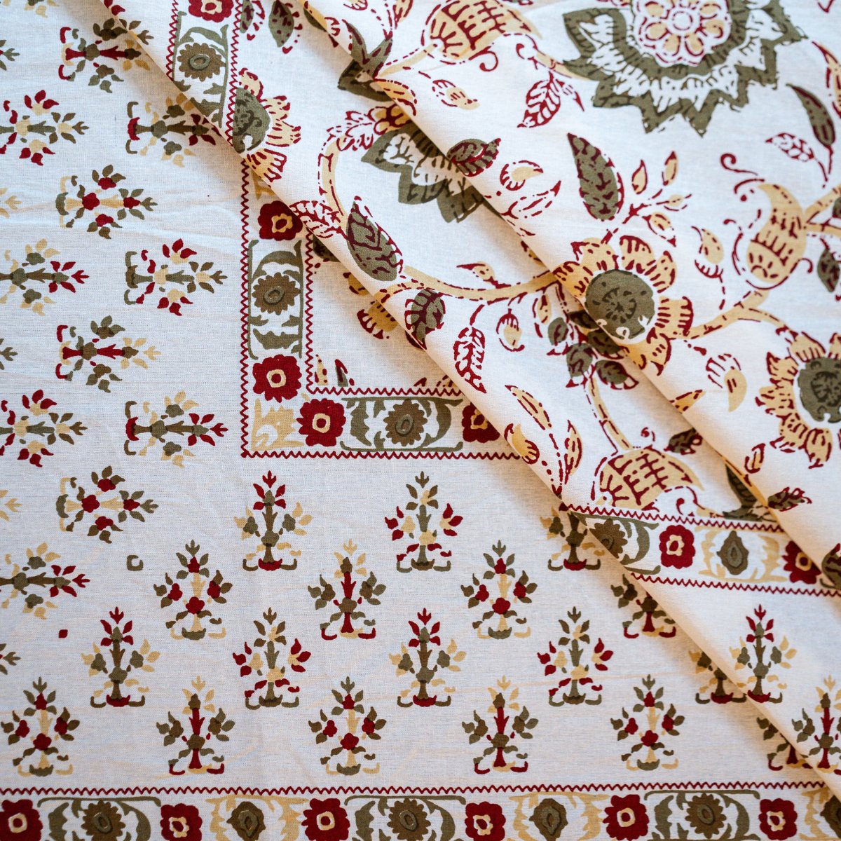 Green Garden 6 Seater Dining Table Cover, Block Print, 100% Cotton, 60" x 90" - Coral Slub - 