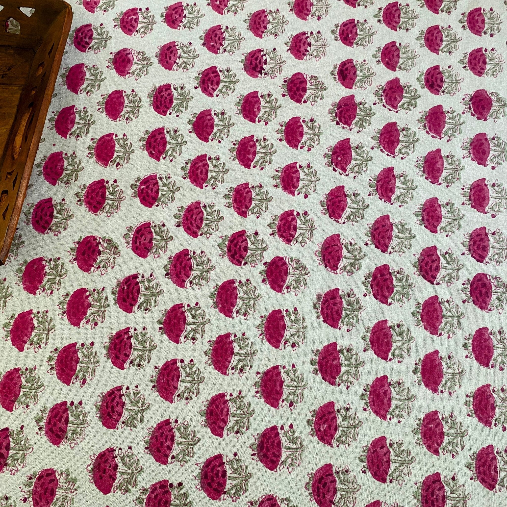 Gulmohar 6 Seater Dining Table Cover, 100% Cotton, 60" x 90" - Coral Slub - 