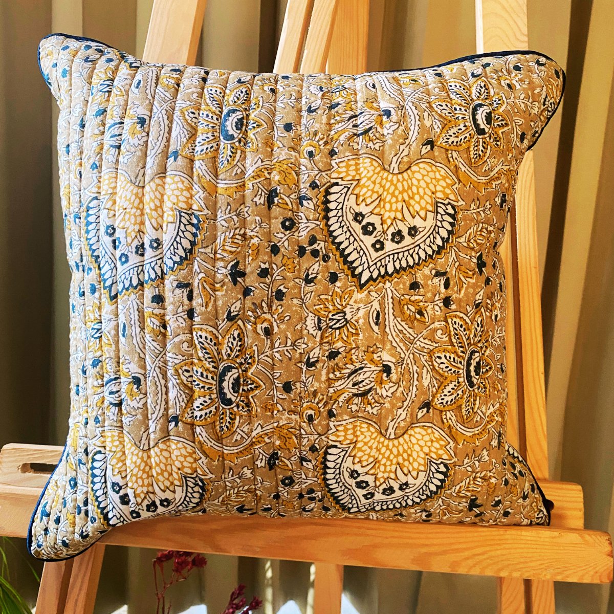 Hazel Quilted Cushion Covers, pack of 5, 16" x 16" - Coral Slub - 