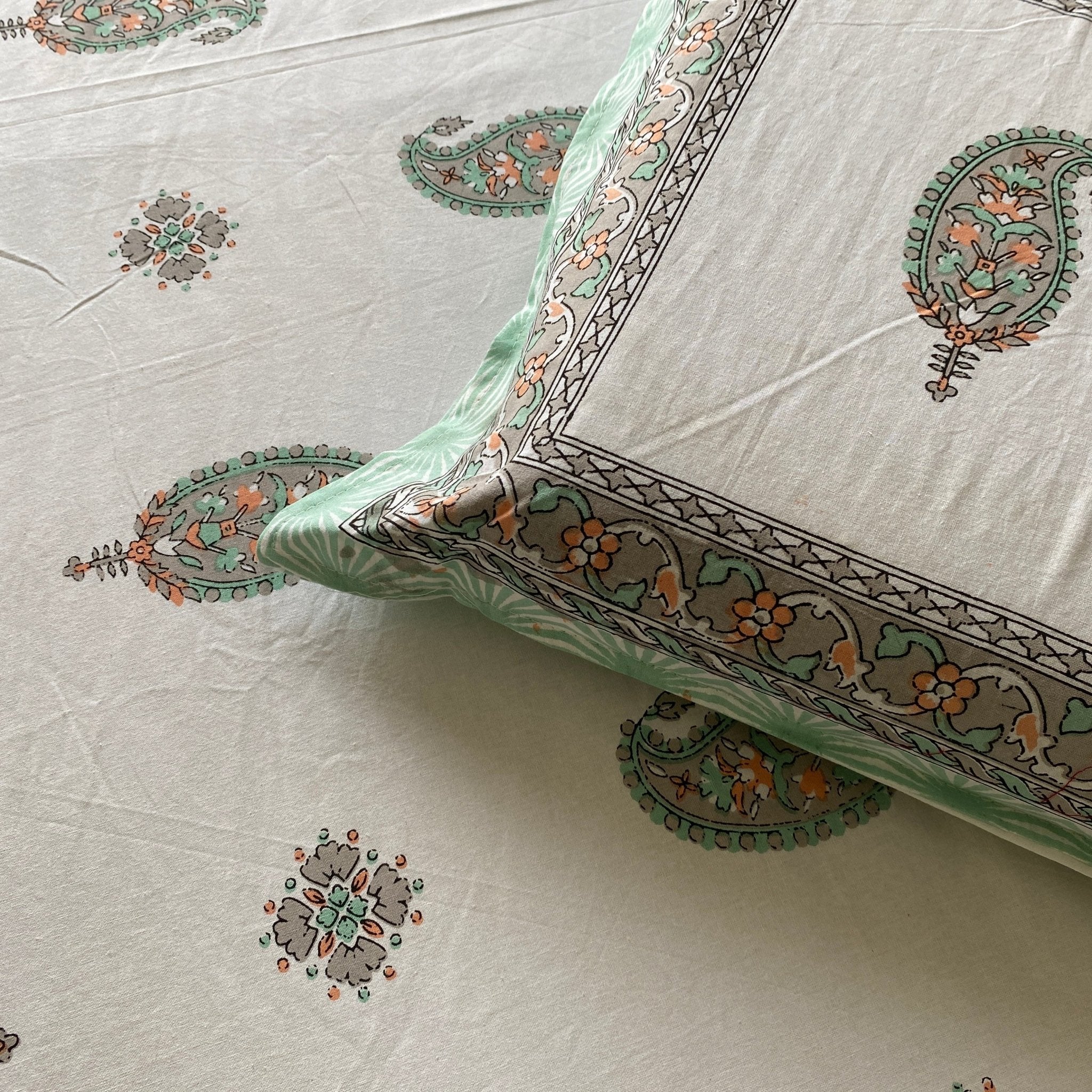 Hemlata Bedsheet Set 100% Cotton, King Size, 100" x 108" - Coral Slub - 