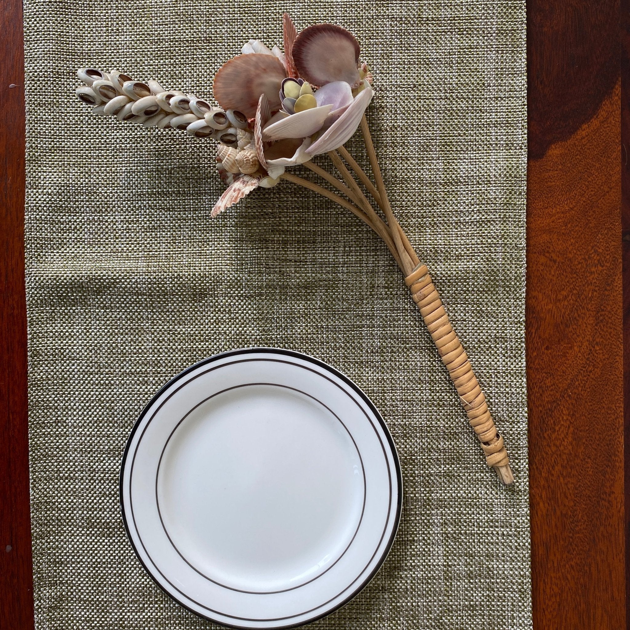 Jute Essence Olive Table Runner 13" x 72" - Coral Slub - 