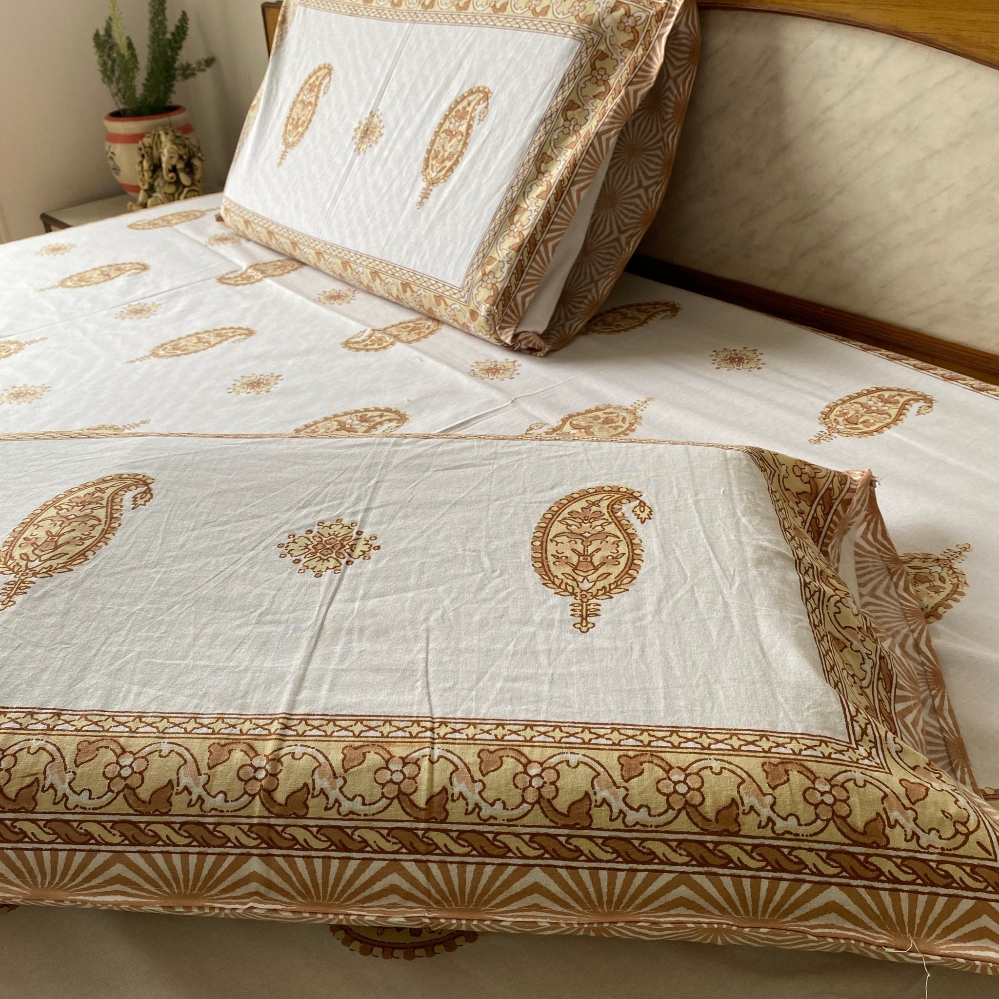 Kaanti Bedsheet Set 100% Cotton, King Size, 100" x 108" - Coral Slub - 