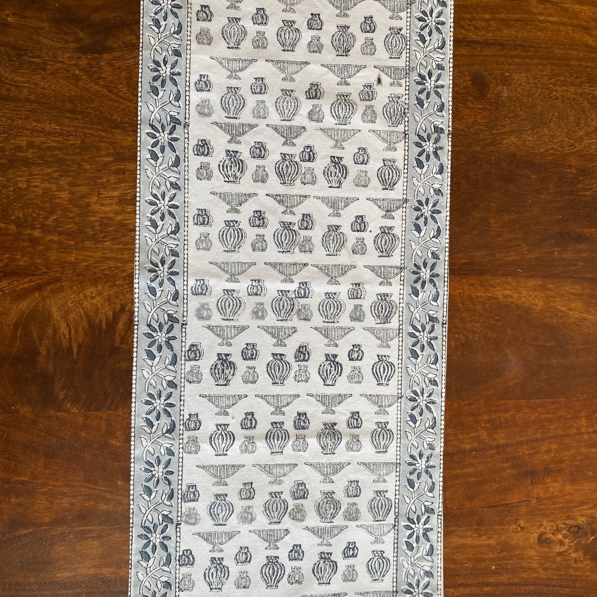 Kalash Table Runner, 100% cotton, 13" x 72" - Coral Slub - 