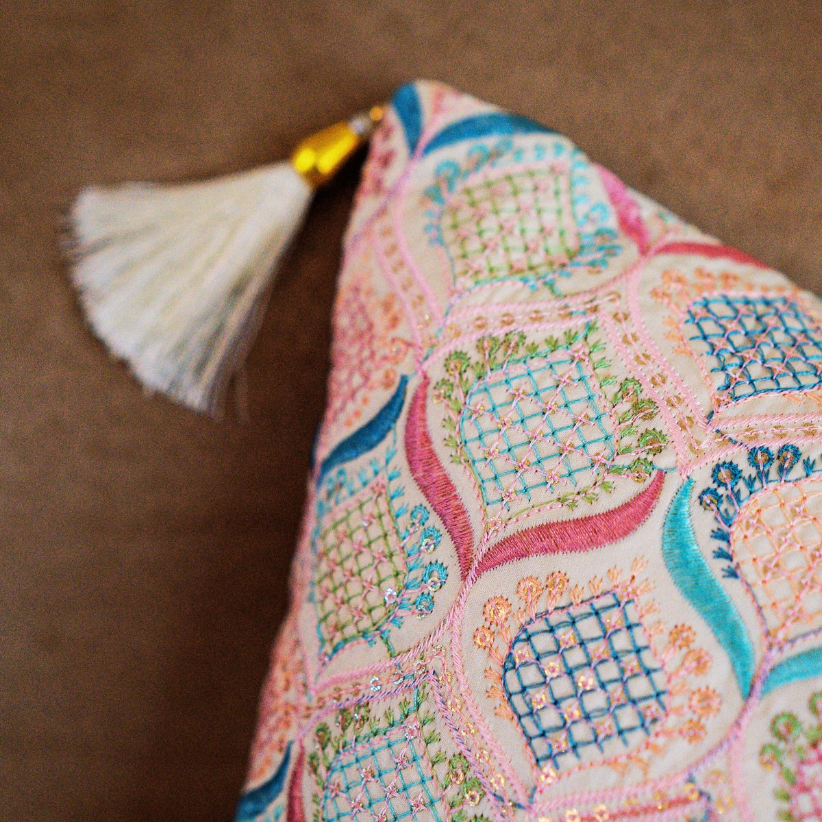 Kundan Offwhite Emboidered Cushion Cover, 16" x 16", Pack of 1 - Coral Slub - 