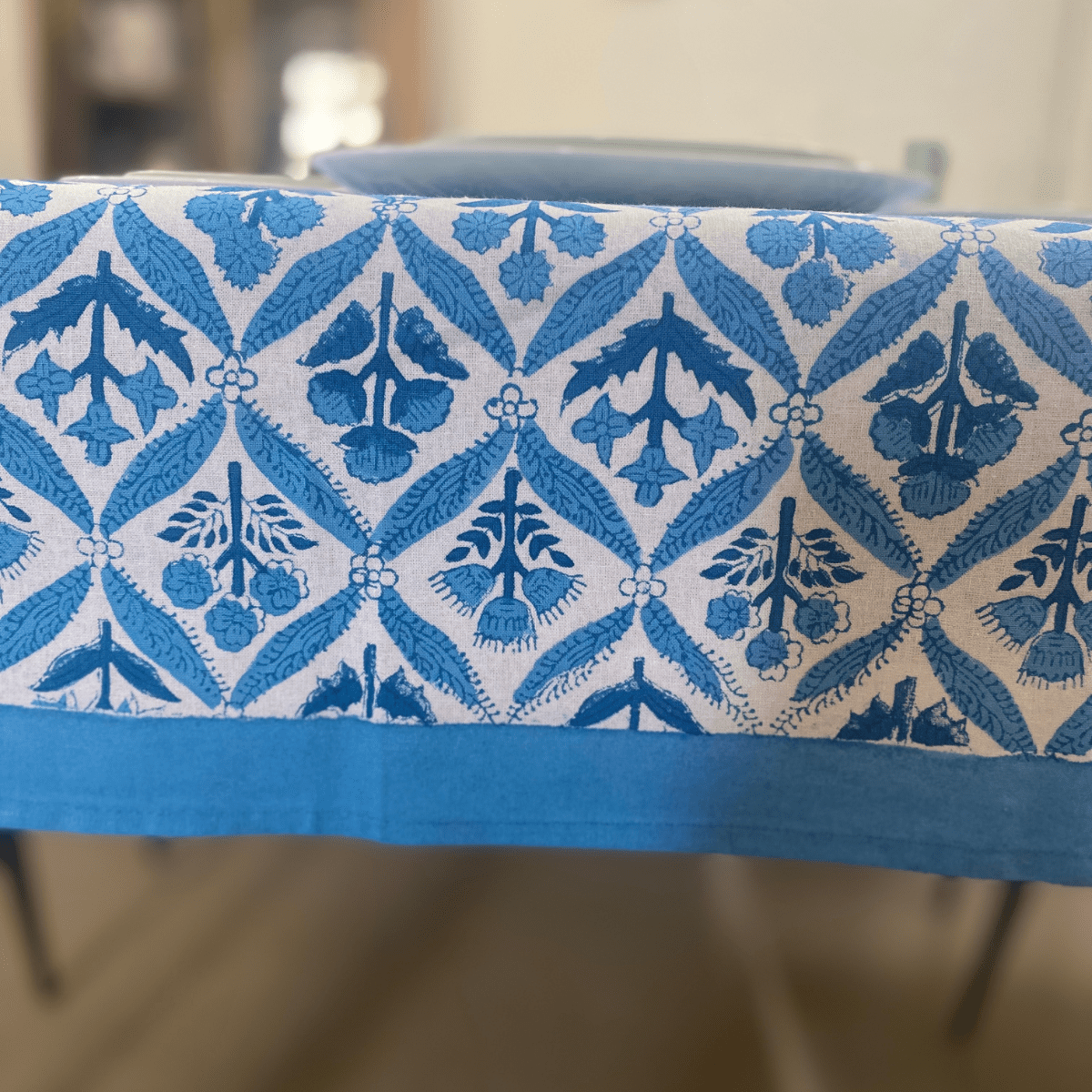 Lagoon 6 Seater Dining Table Cover, 100% Cotton, 60" x 90" - Coral Slub - 