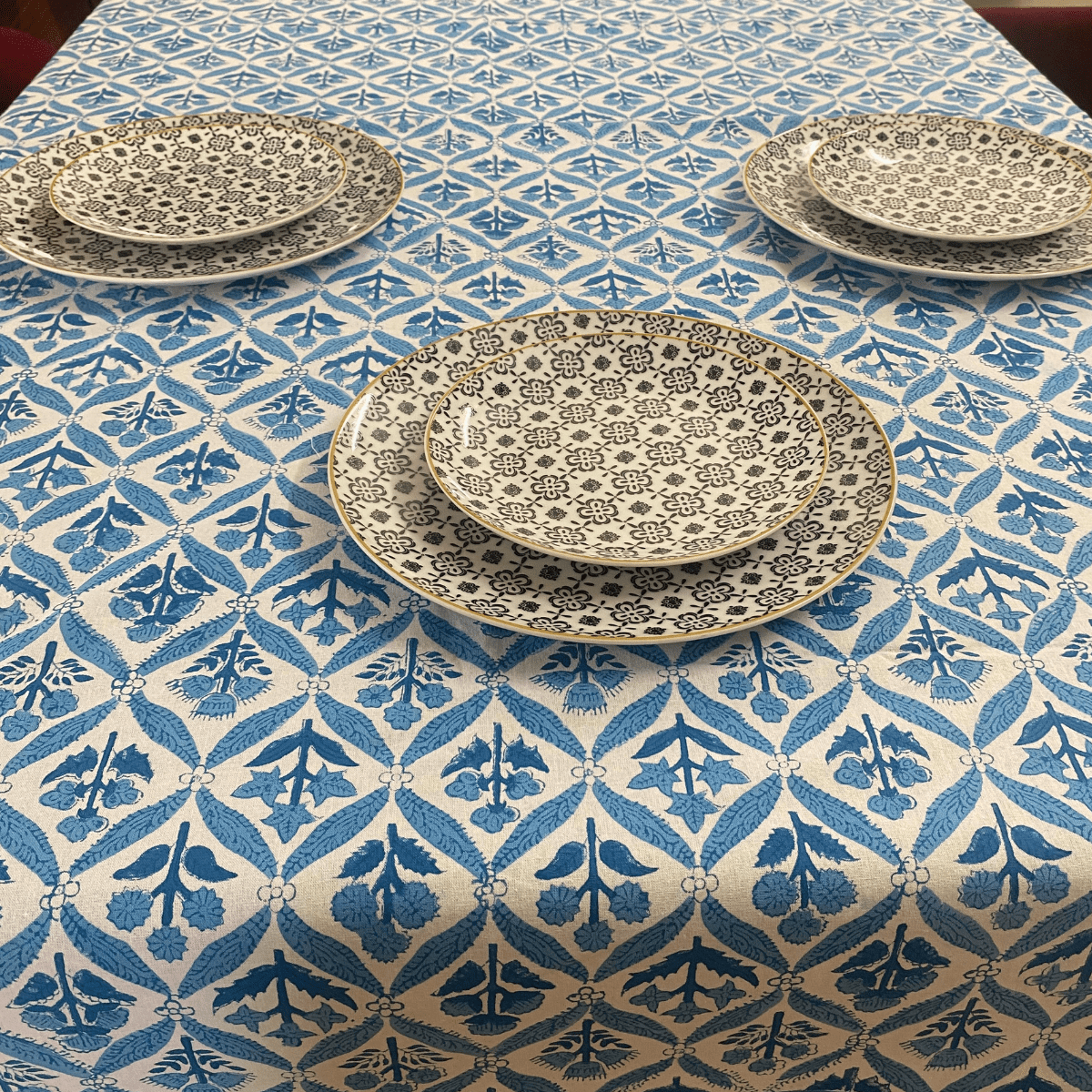 Lagoon 6 Seater Dining Table Cover, 100% Cotton, 60" x 90" - Coral Slub - 