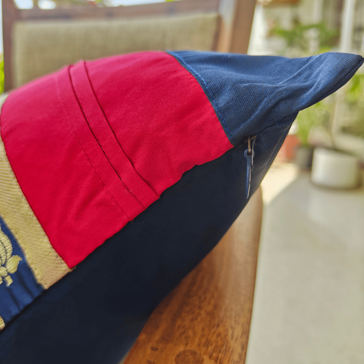 Lapis Red/Navy Cushion Cover, 16" x 16", Pack of 1 - Coral Slub - 