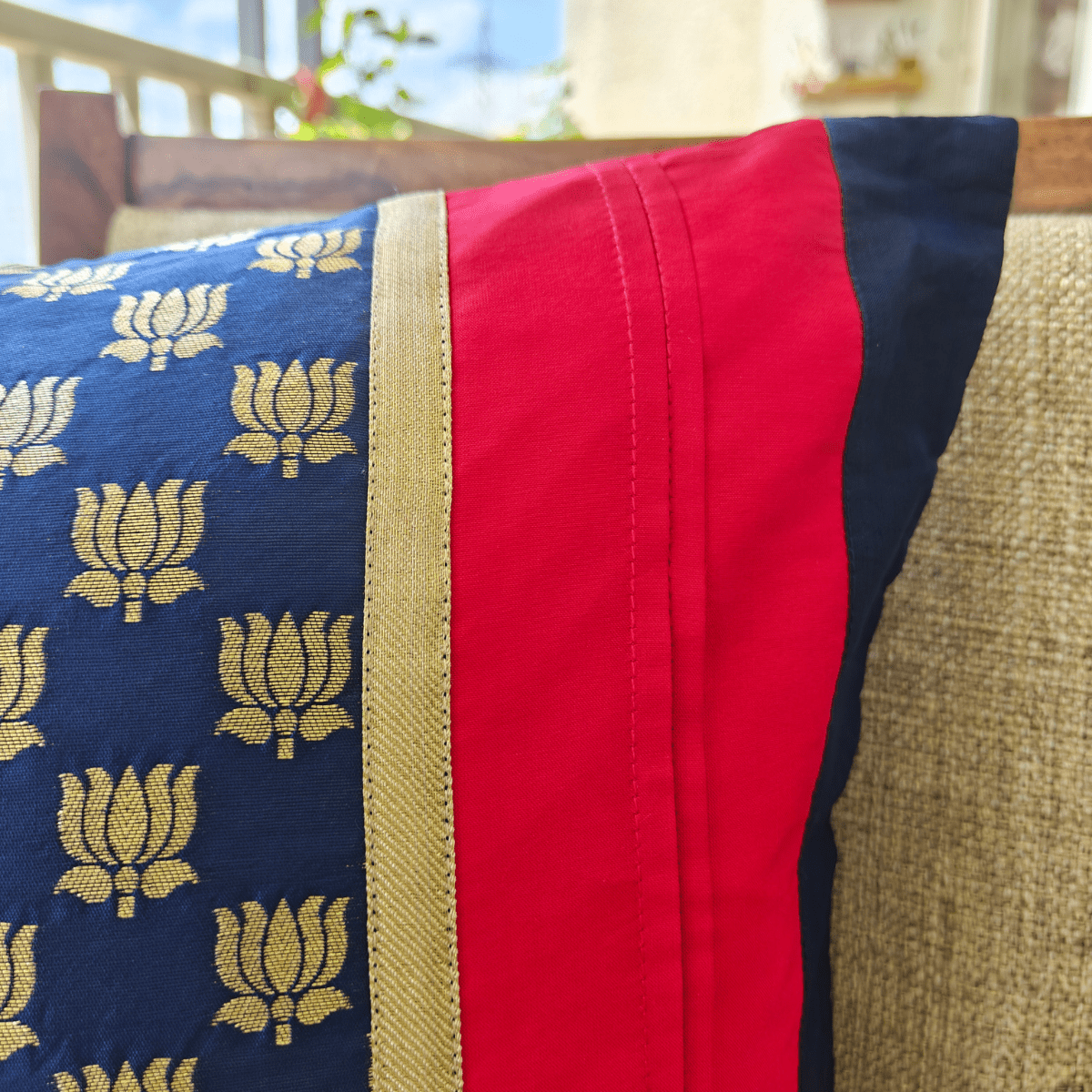 Lapis Red/Navy Cushion Cover, 16" x 16", Pack of 1 - Coral Slub - 