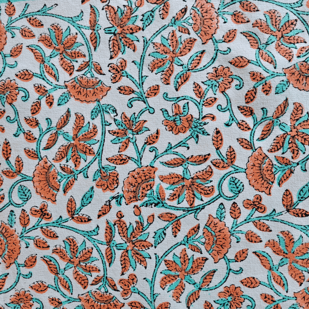 Leaflet Table Runner, 100% cotton, 13" X 72" - Coral Slub - 