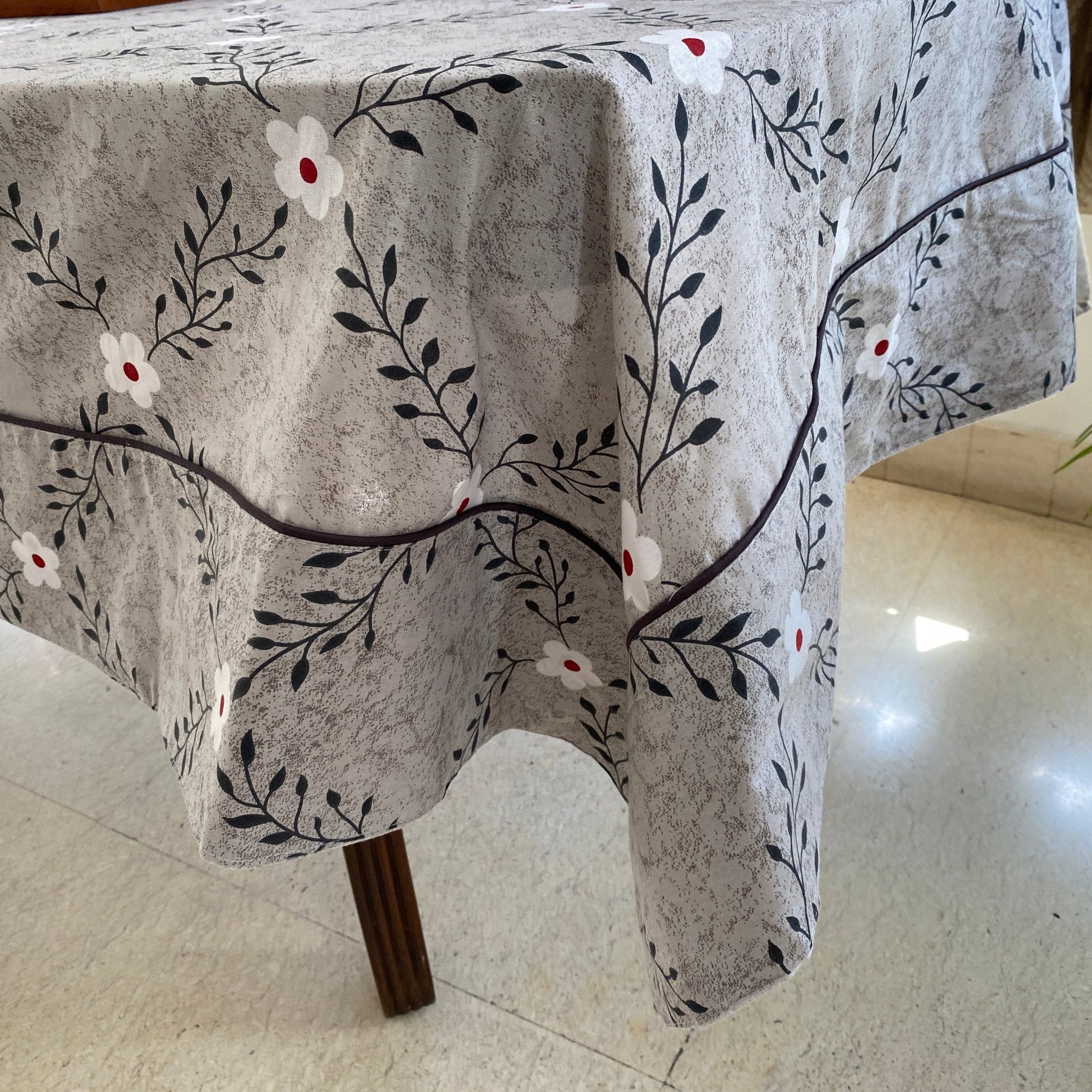 Leafy Bloom 6 Seater Dining Table Cover, 100% Cotton, 60" x 90" - Coral Slub - 