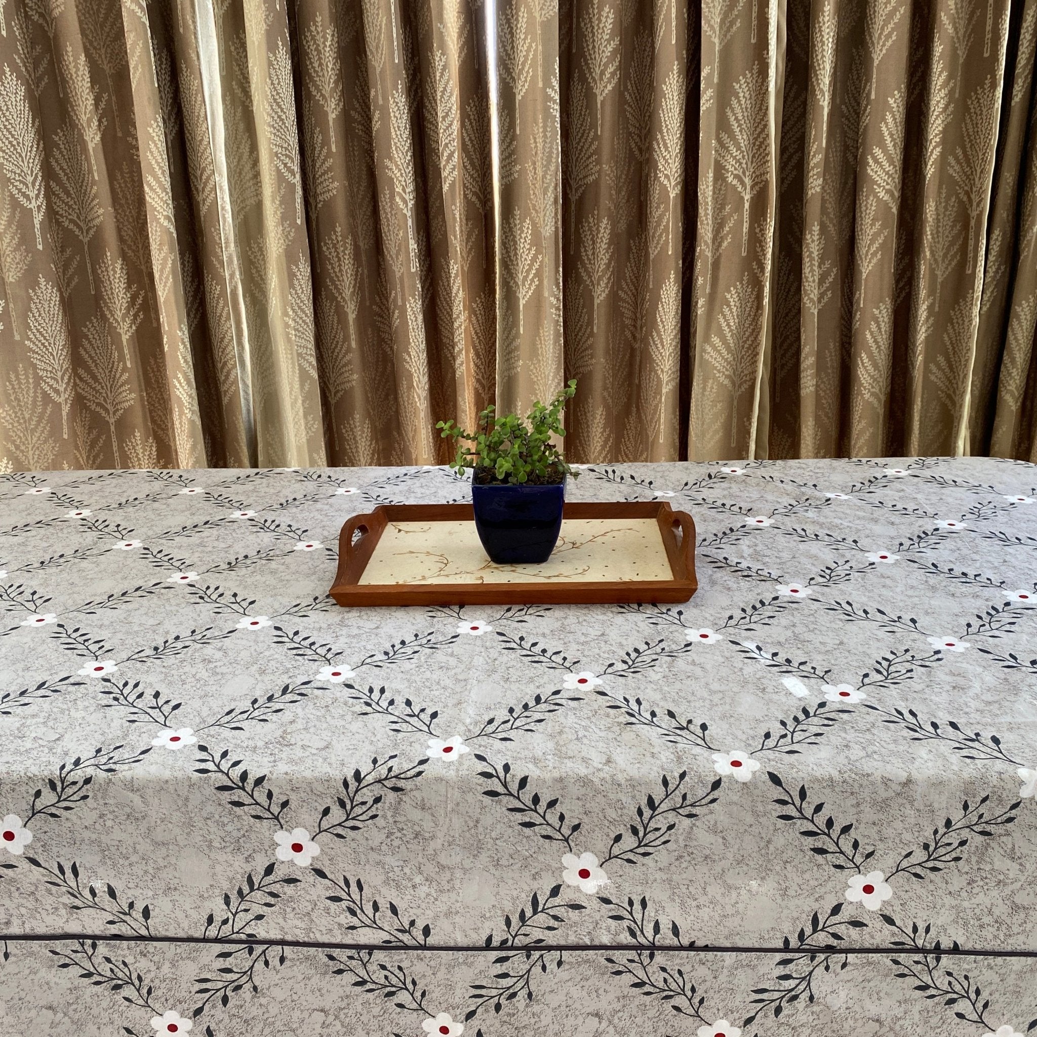 Leafy Bloom 6 Seater Dining Table Cover, 100% Cotton, 60" x 90" - Coral Slub - 