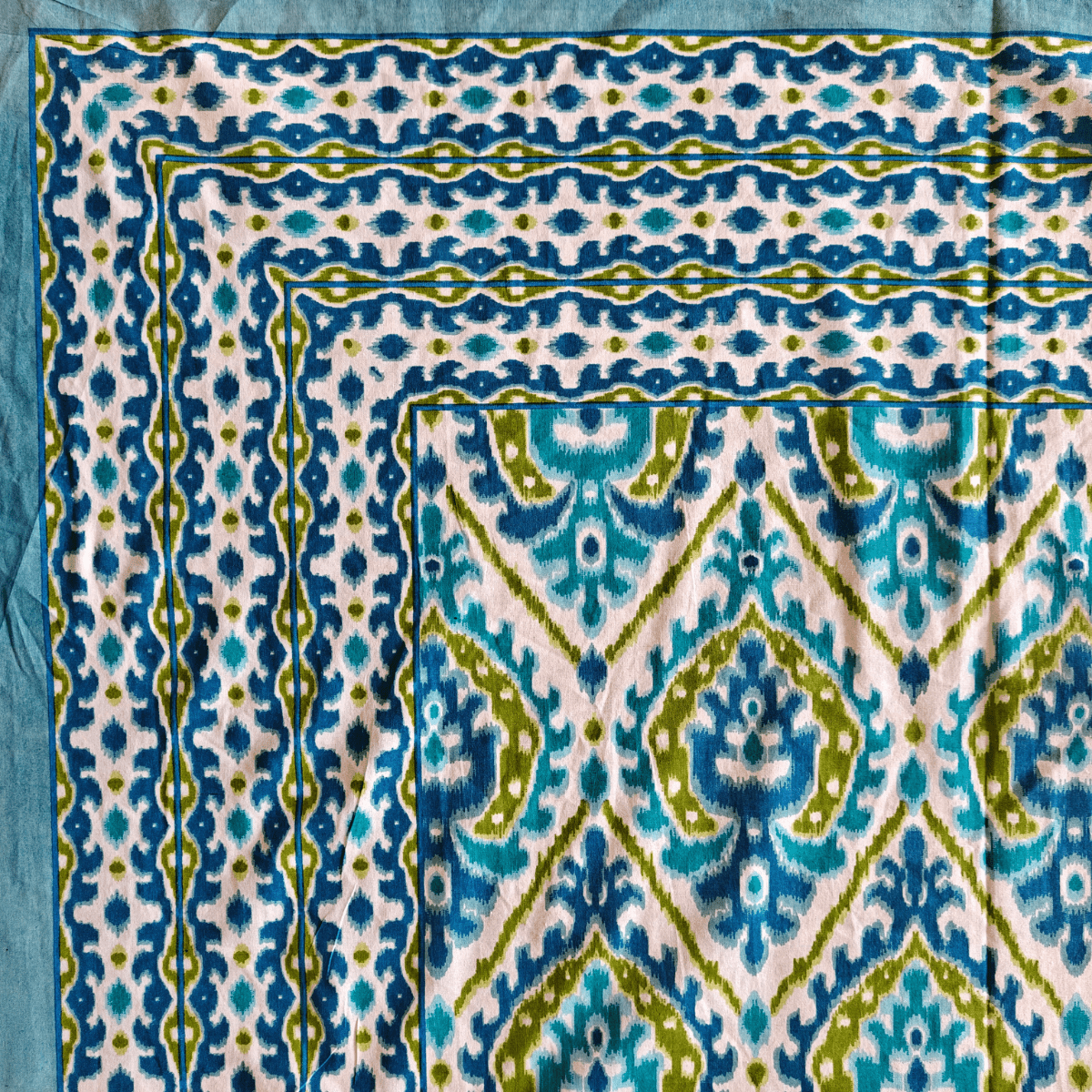 Leher Cotton Bedsheet with Quilted Pillow Covers – 100" x 108" - Coral Slub - 