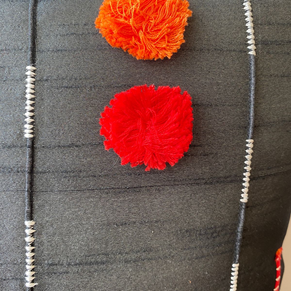 Loom Black Cushion Cover, Pack of 1, 16" x 16" - Coral Slub - 