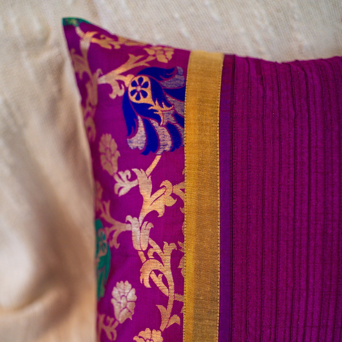 Majesty Magenta Cushion Cover, 16" x 16", Pack of 1 - Coral Slub - 