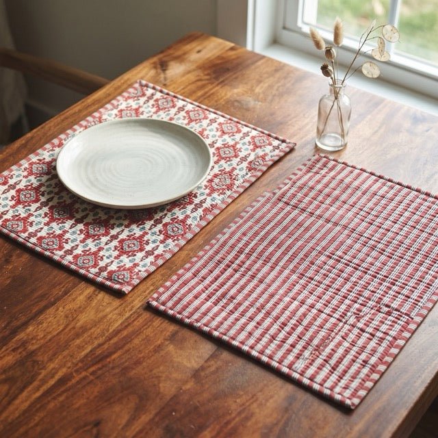 Mesa Reversible Placemats - Coral Slub -