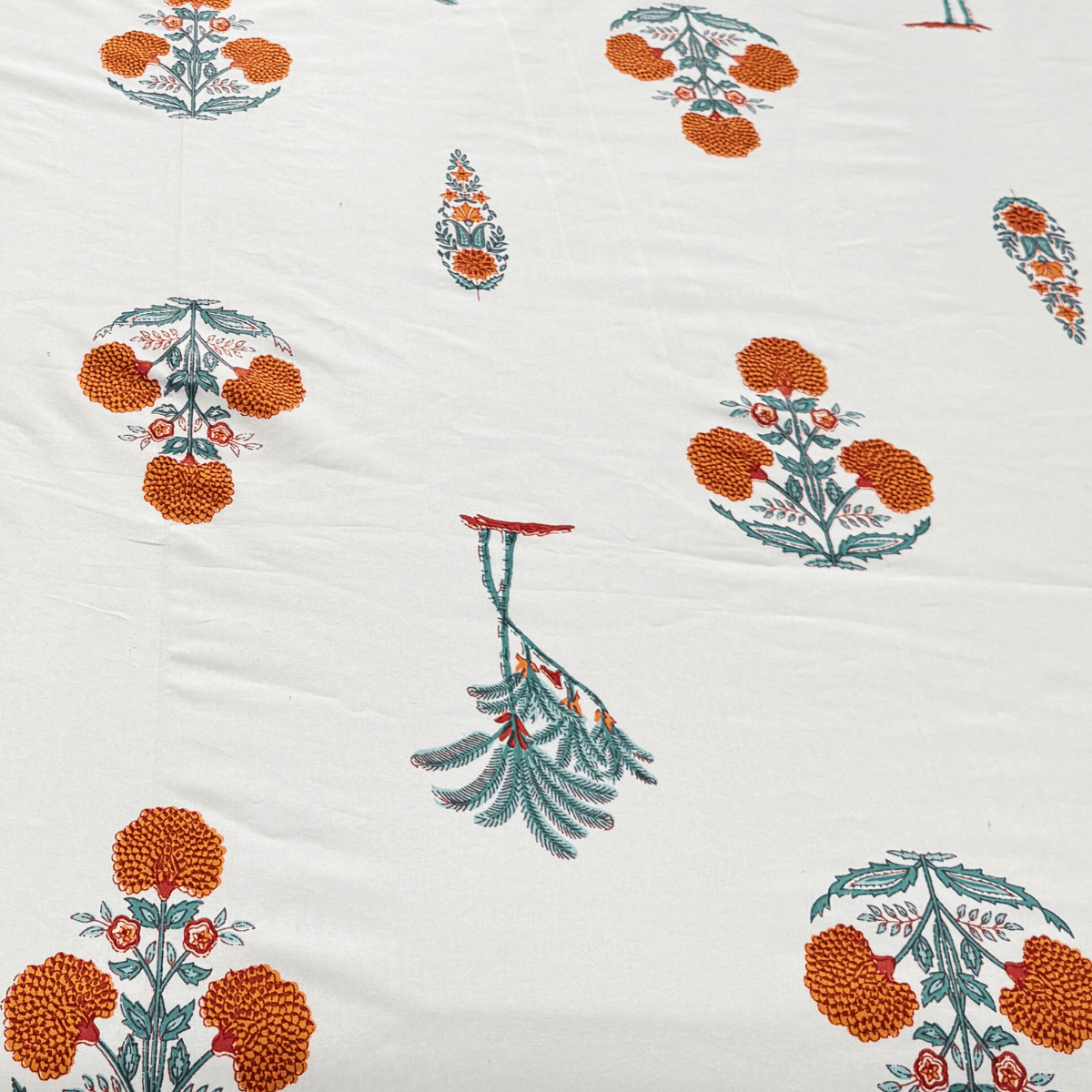 Nargis Bedsheet Set 100% Cotton, King Size, 100" x 108" - Coral Slub - 