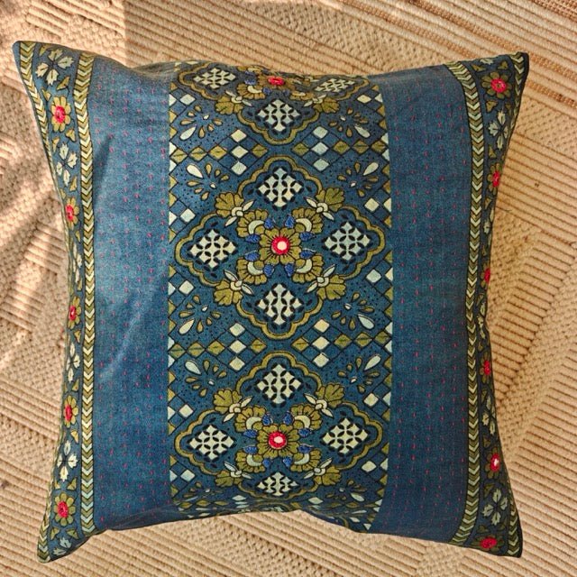 Neel Ajrak Print Cushion Cover, 16" x 16", Pack of 1 - Coral Slub -