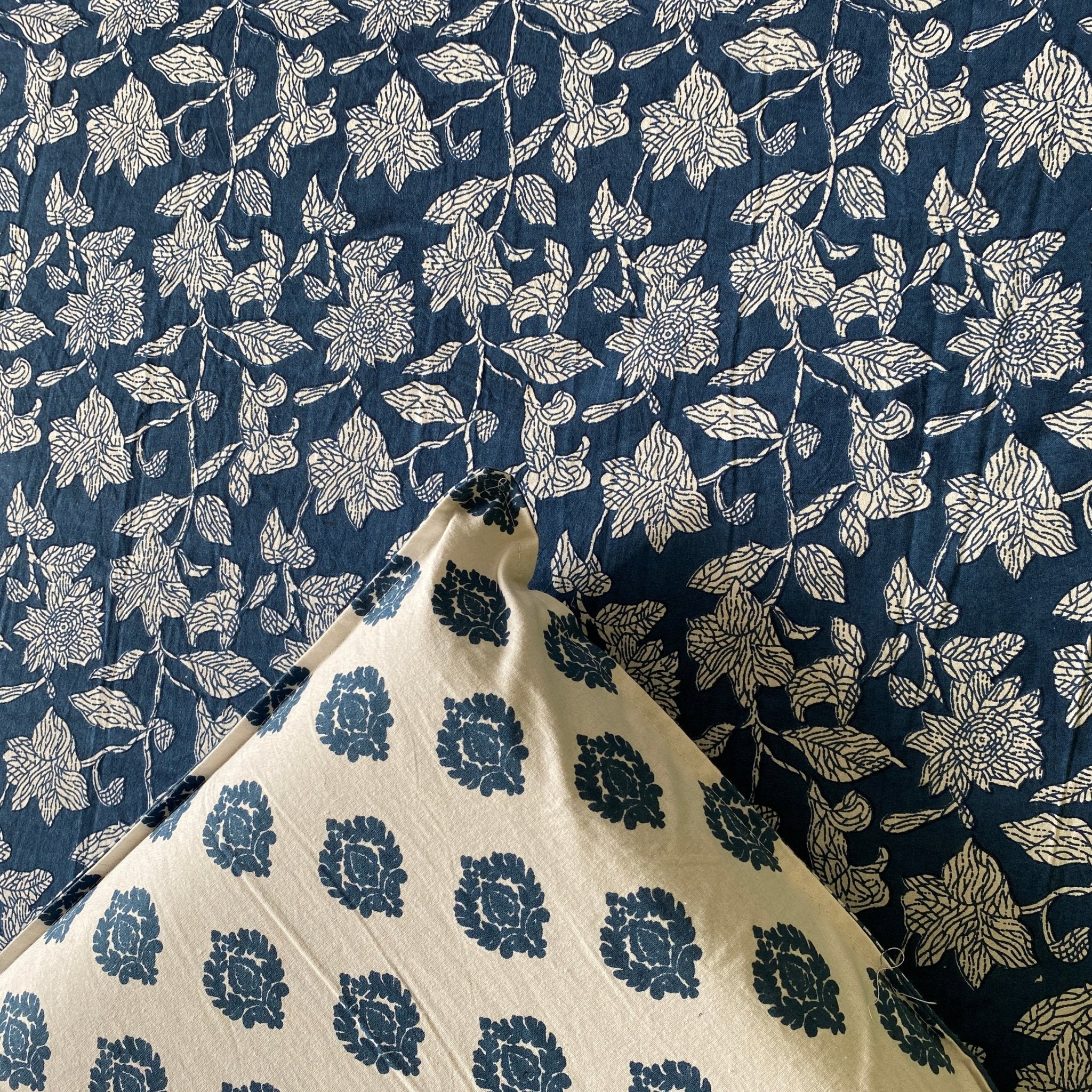 Neelambar Bedsheet Set 100% Cotton, King Size, 100" x 108" - Coral Slub - 