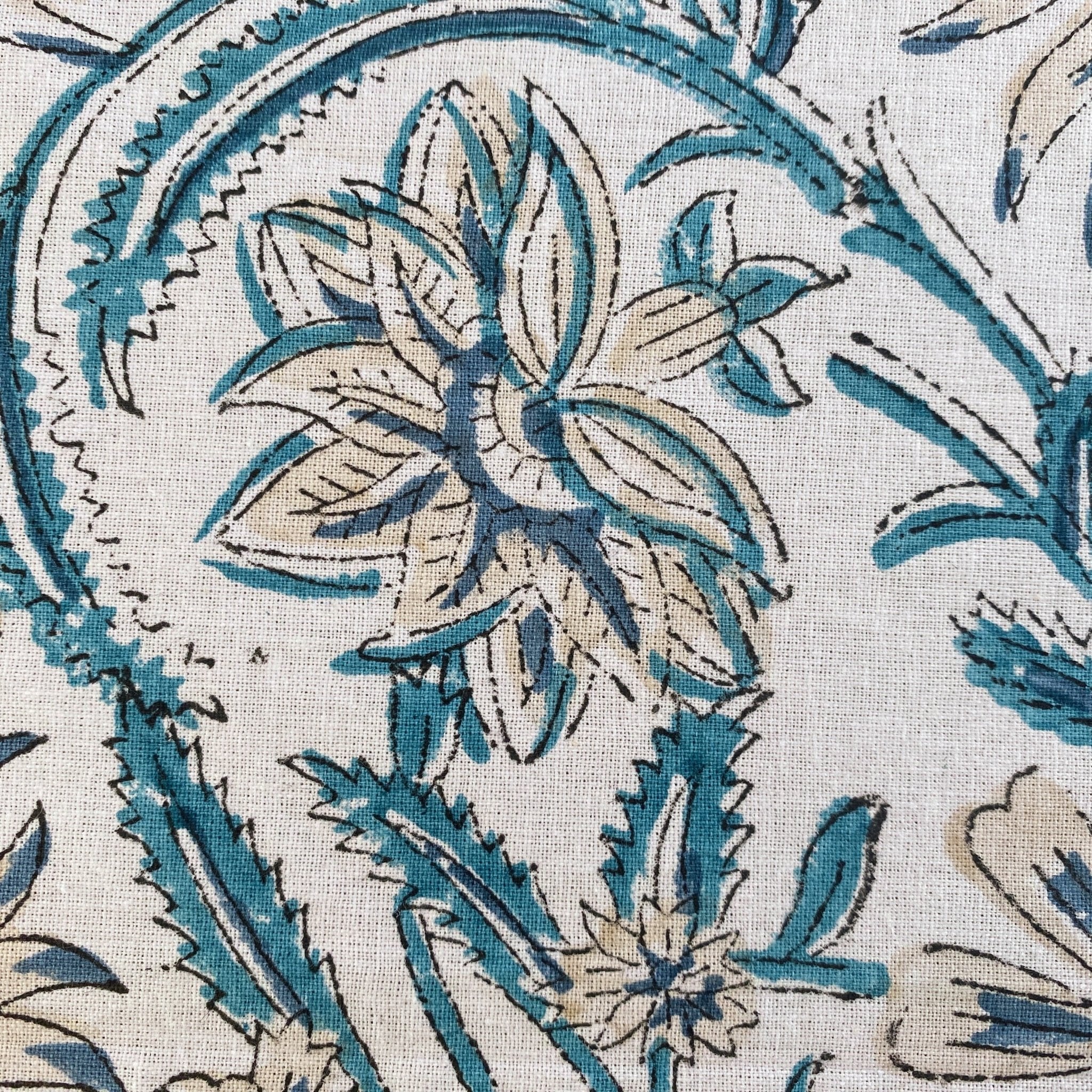 Neelkamal 6 Seater Dining Table Cover, 100% Cotton, 60" x 90" - Coral Slub - 