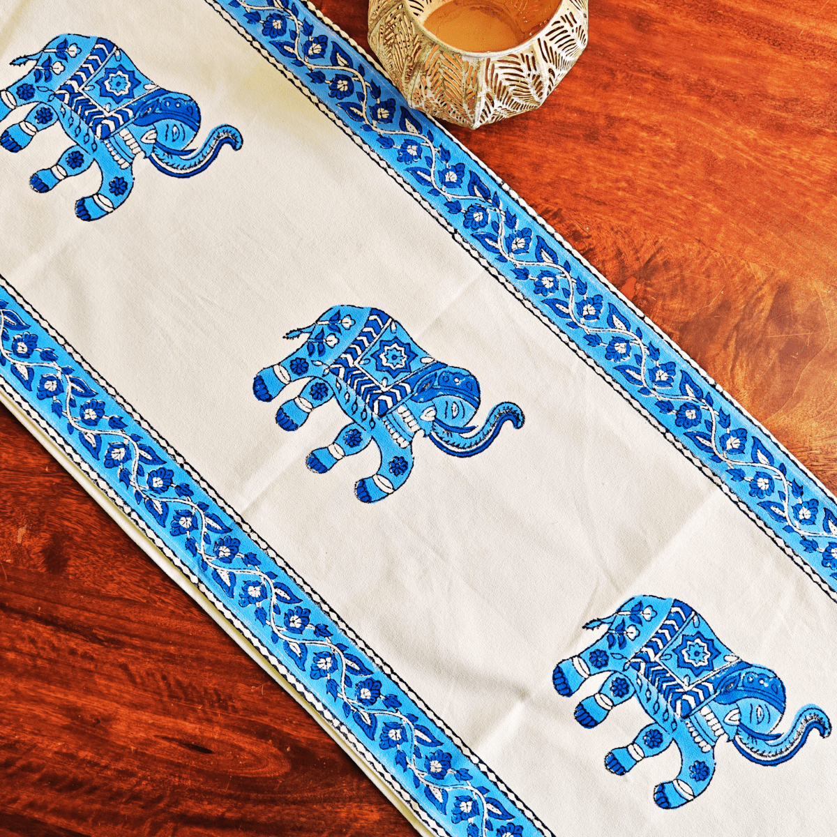 Nilraj Table Runner, 100% cotton, 13" X 72" - Coral Slub - 