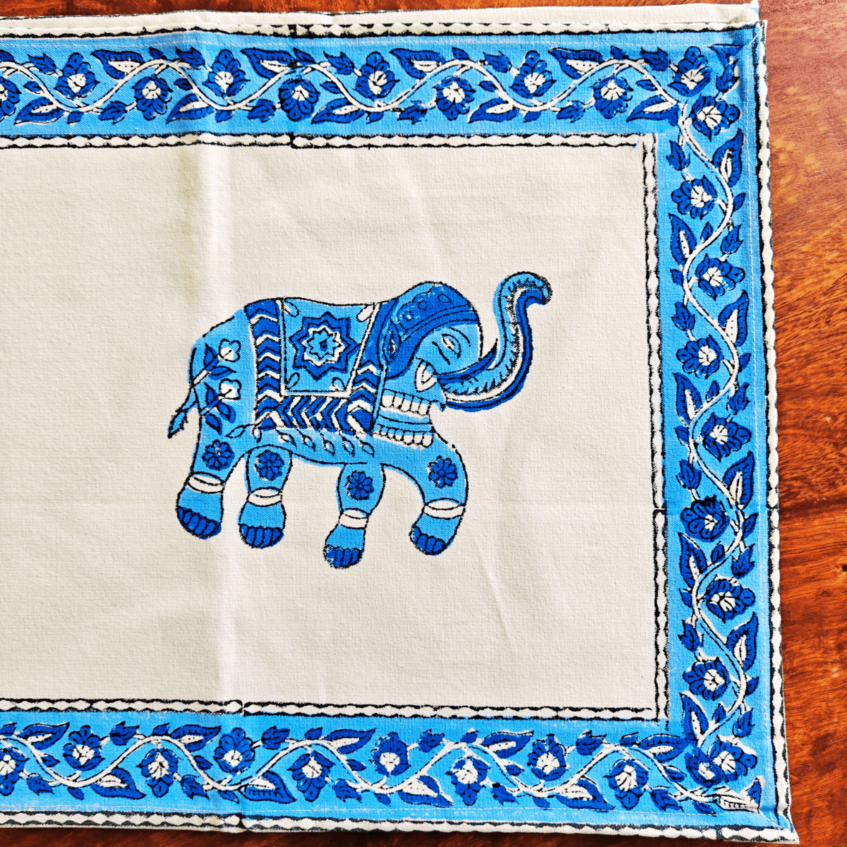 Nilraj Table Runner, 100% cotton, 13" X 72" - Coral Slub - 